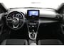 Toyota Yaris Cross 1.5 Hybrid 115 First Edition | stoel en stuurverwarming | Navigatie | Apple Carplay/Android Auto |