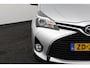 Toyota Yaris 1.3 VVT-i Dynamic | Cruise control | Trekhaak | Lichtmetalen velgen |