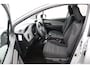 Toyota Yaris 1.3 VVT-i Dynamic | Cruise control | Trekhaak | Lichtmetalen velgen |