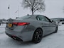 Alfa Romeo Giulia 2.0T Super Velocé Pack