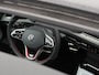 Volkswagen Golf 2.0 TSI GTI clubsport 300PK DSG | Panoramadak | Led Matrix | Stoel/stuurverwarming | 19"LMV Estoril | Digitaal dashboard