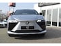 Lexus RZ 350e Luxury Line 77 kWh NIEUW DIRECT LEVERBAAR STOELVERW EL-ACHTERKLEP EL-STOELEN INFRAROOD-VERW STUURVERW 360-CAMERA