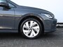 Volkswagen Golf 1.5 eHybrid Life Edition 204PK DSG | Trekhaak | Camera | Led | Cruise control