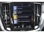 Volvo V60 2.0 T6 Recharge AWD R-Design | Panoramadak | Harman/Kardon | ACC | Trekhaak | Origineel NL |