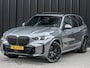 BMW X5 xDrive50e 490pk M Sport Pro | Panorama dak | Luchtvering | Comfort Access | Soft Close | Trekhaak | Shadowline Lights | Comfort Seats | 4-Zone Climate | Driving Assistant Prof. | Harman/Kardon | Ambient Ai