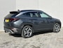Hyundai Tucson 1.6 T-GDI PHEV Premium 4WD / Trekhaak 1.350 KG Trekgewicht / Navigatie / Apple CarPlay & Android Auto / Adaptieve Cruise Control / Dealer Onderhouden / Origineel Nederlands / Lederen Bekleding / Elektrische Achterklep / Elektrisch Verstelbare Voorstoelen / Stoelverwarming / Stoelverkoeling / Lichtmetalen Velgen / Parkeersensoren Voor & Achter /