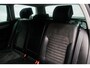 Volkswagen Passat Variant 1.4 TSI Highline BlueMotion Automaat ORG NL [ Trekhaak Alcantara Stoelverwarming Cruise Control ]