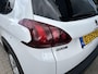 Peugeot 2008 1.2 Turbo 110PK Signature | 6-Bak | All Season banden | Navigatie | DAB+ | Cruise control | Airco | LED Dagrijverlichting | Dakrails | Sensoren achterzijde.