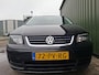 Volkswagen Touran 2.0-16V FSI Trendline