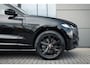 Jaguar F-Pace 2.0 P400e R-Dynamic S | Panoramadak | 20 Inch | Black Pack | Cold Climate | Stoelverwarming