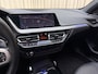 BMW 1-Serie M135i xDrive *Panoramadak* Head-Up / Adaptive Cruise / Harman/Kardon / Keyless / Lederen Kuipstoelen / Carplay / Camera / 19'' LMV