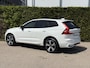 Volvo XC60 T6 Plug-in hybrid AWD Plus Dark | Blis | Keyless | Pano dak | Elektrische stoelen | AppleCarplay | Stuur en Stoel verwarming | 360 camera | Google |