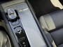 Volvo XC60 T6 Plug-in hybrid AWD Plus Dark | Blis | Keyless | Pano dak | Elektrische stoelen | AppleCarplay | Stuur en Stoel verwarming | 360 camera | Google |