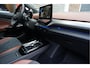 Volkswagen ID.5 Pro 77 kWh | 94%SOH | Panoramadak | MATRIX | Leer | 360 camera | Adaptieve cruise + lane departure met stuurcorrectie | Dakspoiler | Apple Carplay | Key Less Entry/ Go | Sfeerverlichting