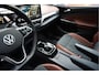 Volkswagen ID.5 Pro 77 kWh | 94%SOH | Panoramadak | MATRIX | Leer | 360 camera | Adaptieve cruise + lane departure met stuurcorrectie | Dakspoiler | Apple Carplay | Key Less Entry/ Go | Sfeerverlichting