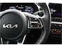 Kia Ceed Sportswagon 1.5 T-GDi GT-Line Automaat - Automatische achterklep - Keyless entry - Achteruitrij camera - Stoel/Stuur verwarming - Adaptieve cruise control - Schuif/kantel dak - Apple Carplay/Android Auto - -Fabrieksgarantie tot 12-2030