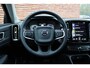 Volvo XC40 T2 AUT8 129PK Business Pro | Trekhaak | Verwarmbare Voorstoelen | Parkeercamera | Navigatie | BLIS Dodehoekdetectie | Adaptieve Cruise Control | Volvo on Call | Bluetooth Telefonie & Multimedia