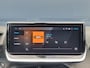 Peugeot e-208 EV 51kWh 156pk GT | WINTERSALE | Stoelverwarming | Navigatie | Parkeercamera | Parkeersensoren | Alcantara | LED |