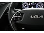 Kia Niro EV DynamicPlusLine 64.8 kWh - SOH 99,0% - Stoel-/stuurverwarming - Schuif-/kanteldak - Cruise Control - Navigatie - Fabrieksgarantie tot 11-2031
