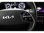 Kia Niro EV DynamicPlusLine 64.8 kWh - SOH 99,0% - Stoel-/stuurverwarming - Schuif-/kanteldak - Cruise Control - Navigatie - Fabrieksgarantie tot 11-2031