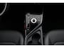 Kia Niro EV DynamicPlusLine 64.8 kWh - SOH 99,0% - Stoel-/stuurverwarming - Schuif-/kanteldak - Cruise Control - Navigatie - Fabrieksgarantie tot 11-2031