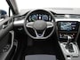 Volkswagen Passat Variant 1.4 TSI PHEV GTE Business Navigatie - Panoramadak - Clima - Stoelverwarming