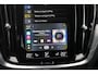 Volvo V60 B3 163PK Automaat Momentum Advantage Lederen bekleding / Apple Carplay / Cruise control / Stoelverwarming / Stuurwielverwarming / lichtmetalen velgen / Road Sign information