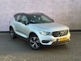 Volvo XC40 T4 AWD R-Design | Navigatie | Park Assist | Trekhaak | Keyless Entry | Parkeercamera | Adaptieve Cruise Control |  LED | Half Lederen Bekleding | Elektrische Achterklep | Harman Kardon Audio | Volvo On Call