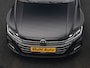 Volkswagen Arteon Shooting Brake 1.4 TSI eHybrid R-Line Business+ Plug In Hybrid 218pk Dealer O.H PHEV | Panodak | Trekhaak af Fabriek | Adaptive Cruise |  Lederen Sportstoelen Massage & Memory | 360 Camera | Head Up | Stuurverwarming | Virtual | BLIS |