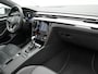 Volkswagen Arteon Shooting Brake 1.4 TSI eHybrid R-Line Business+ Plug In Hybrid 218pk Dealer O.H PHEV | Panodak | Trekhaak af Fabriek | Adaptive Cruise |  Lederen Sportstoelen Massage & Memory | 360 Camera | Head Up | Stuurverwarming | Virtual | BLIS |