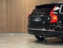 Volvo XC90 T8 AWD Recharge Ultra Ultimate Bright Luchtvering | Trekhaak | Stoelventilatie | 360° Camera | Head-Up Display | Harman Kardon | 455pk | Stoelmassage | Adaptieve Cruise Control | Stoelverwarming voor+achter | Stuurwielverwarming | Schuifdak | Full LED Meesturende koplampen | Pilot Assist | BLIS Dode Hoek Detectie | Alcantara hemelbekleding | Lederen zonnekleppen en handgrepen | Elektrische voorstoelen geheugen | Lederen bekleding | Zitting verlenging voorstoelen | Lederen dashboard | 22 Inch | Google Infotainment | Keyless Drive | Privacy Glass | Elektrisch bedienbare achterklep | Geïntegreerd kinderzitje achterin | Geïntegreerde zongordijnen achterportieren | Verlichte instaplijsten | 7-Persoons | 4-Zone Climate Control | DAB Radio | Apple Carplay/Android Auto | Draadloos telefoon opladen | Volvo On Call met mobiele App functie | Onyx Black Metallic |