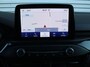 Ford Focus Wagon 1.0 EcoBoost ST Line Business | Stuur-/stoel-/voorruitverwarming | Camera | Clima | Draadloze telefoonlader | 17" LM | Navi |
