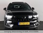 Volvo XC40 P8 AWD R-DESIGN ACCU SOH 93% GARANTIE 11-2030* BEREIK 462 KM WLTP. NL AUTO. BIJNA 2021.PARKEERSENSOREN V+A . 360 CAMERA V+A . APPLE CARPLAY & ADNROID AUTO . STOEL -EN STUURVERWARMING