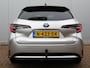 Toyota Corolla Touring Sports 1.8 Hybrid GR-Sport | Trekhaak | Two Tone | Stoel-\stuurverwarming | Achteruitrijcamera