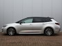 Toyota Corolla Touring Sports 1.8 Hybrid GR-Sport | Trekhaak | Two Tone | Stoel-\stuurverwarming | Achteruitrijcamera