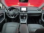 Toyota RAV4 2.5 Hybrid Dynamic Automaat / Stuur- en stoelverw. / Trekhaak 800kg / Camera / Navi via Apple - Android / 18"/ A klep