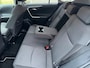 Toyota RAV4 2.5 Hybrid Dynamic Automaat / Stuur- en stoelverw. / Trekhaak 800kg / Camera / Navi via Apple - Android / 18"/ A klep