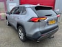 Toyota RAV4 2.5 Hybrid Dynamic Automaat / Stuur- en stoelverw. / Trekhaak 800kg / Camera / Navi via Apple - Android / 18"/ A klep