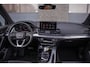 Audi Q5 50 TFSI e S edition | Competition | S-Line | Pano | Matrix LED | Luchtvering | 21 Inch Performance | Black Pack | Camera | Carplay | ACC | Dodehoek | HillHold | Sfeer | Leder | Lane Assist | Dealer Onderhouden | 1 Eigenaar | BTW | Garantie