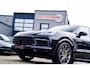 Porsche Cayenne 3.0 E-Hybrid | Sport Chrono | Panorama | Luxe Leder | Luchtvering | Bose Surround sound | Soft Close | Luchtvering