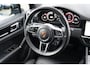 Porsche Cayenne 3.0 E-Hybrid | Sport Chrono | Panorama | Luxe Leder | Luchtvering | Bose Surround sound | Soft Close | Luchtvering
