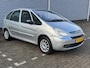 Citroën Xsara Picasso 1.6i-16V Caractère,airco,parkeersensoren,trekhaak,sportvelgen