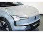 Volvo EX30 Single Motor Extended Range Plus 69 kWh | Semi-Electrische Wegklapbare Trekhaak | Stoelverwarming | Stuurwielverwarming | 20'' Lichtmetalen velgen | Privacy Glass | Google Infotainment | Parkeercamera | Parkeersensoren voor + achter | Harman Kardon Premium Audio |