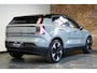 Volvo EX30 Single Motor Extended Range Plus 69 kWh | Semi-Electrische Wegklapbare Trekhaak | Stoelverwarming | Stuurwielverwarming | 20'' Lichtmetalen velgen | Privacy Glass | Google Infotainment | Parkeercamera | Parkeersensoren voor + achter | Harman Kardon Premium Audio |