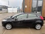Ford Fiesta 1.4 Ghia VOL Automaat Parksensor Trekhaak NIEUW!