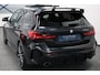 BMW 1-Serie M135i xDrive 306+PK M-PERFORMANCE/LED/VIRTUAL/SFEER/PANO/LEER+S.VERWARMING/CAM/LMV/ACC/ECC/12 MND GARANTIE!