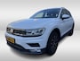 Volkswagen Tiguan 1.4 TSI ACT Comfortline DSG Automaat Navigatie / Stoelverwarming / Parkeersensoren / LM Velgen / Cruise control
