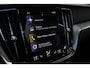 Volvo V60 2.0 T6 Twin Engine AWD R-Design | Panoramadak | Premium geluidsysteem van Harman Kardon | Trekhaak | Head-Up Display | Elektrisch verstelbare bestuurdersstoel met geheugen | Sportstuur en stoelen | Dodehoeksensoren |