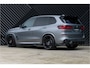 BMW X5 xDrive50e LCI M-Sport Pro ACC Skylounge M Seats Alcantara Hemel Massage Stoelvent. Achterasbestr. Softcl, Head Up 360 Kristal HarmanK Trekhaak