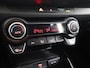 Kia Stonic 1.0 T-GDi MHEV DynamicPlusLine | Navigatie | Parkeercamera | Apple Carplay/Android Auto | Climate Control | Stoelverwarming |